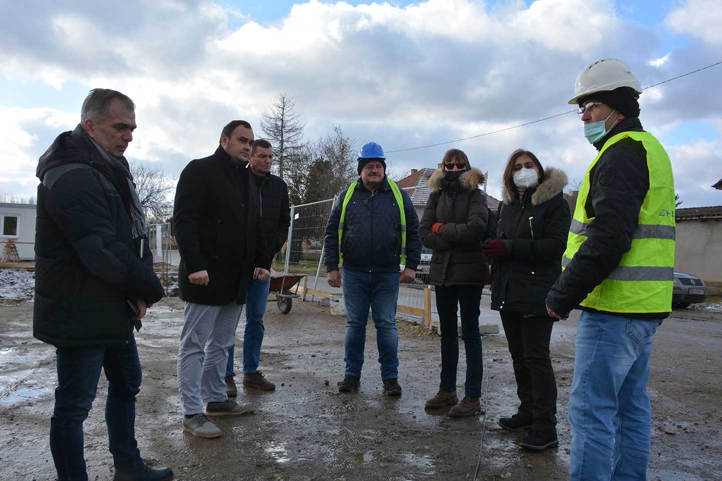 Projekat zelene pijace u Opovu: Markov i stručni nadzor obišli gradilište